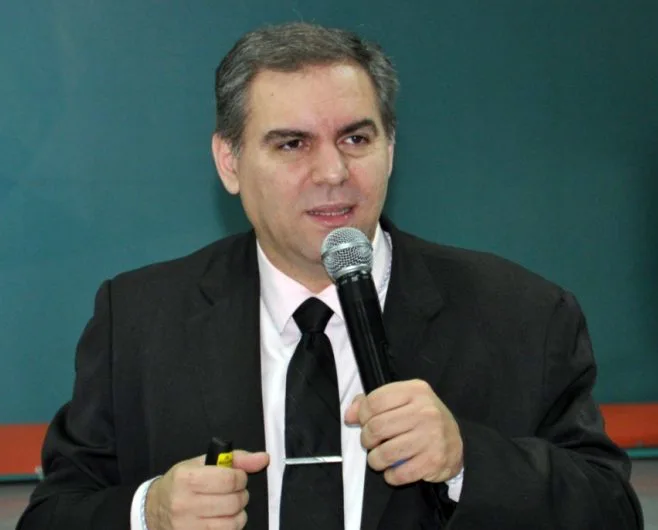 Dr. Andres Jimenez