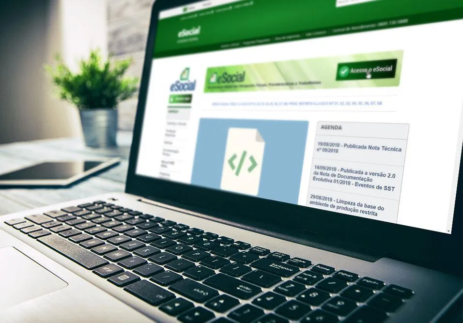 No momento, você está visualizando NÃO É O FIM DO ESOCIAL. GOVERNO APENAS SUSPENDE NOVAS FASES DO PROGRAMA